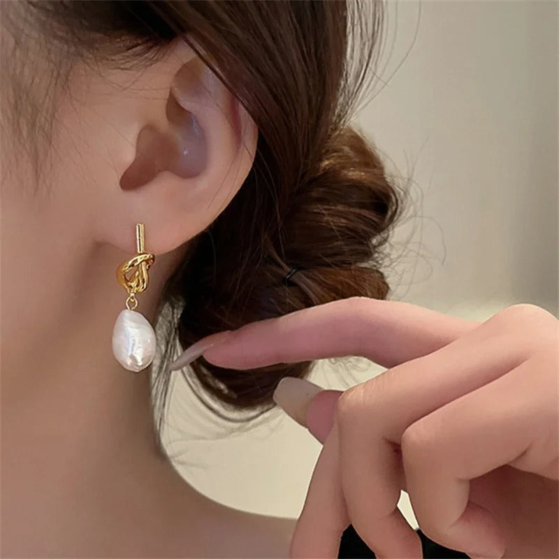 Elegant Spliced Flat Pearl Earrings