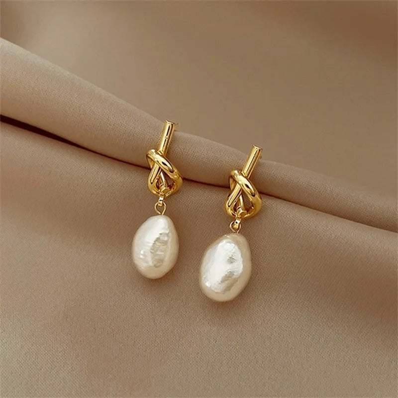 Elegant Spliced Flat Pearl Earrings