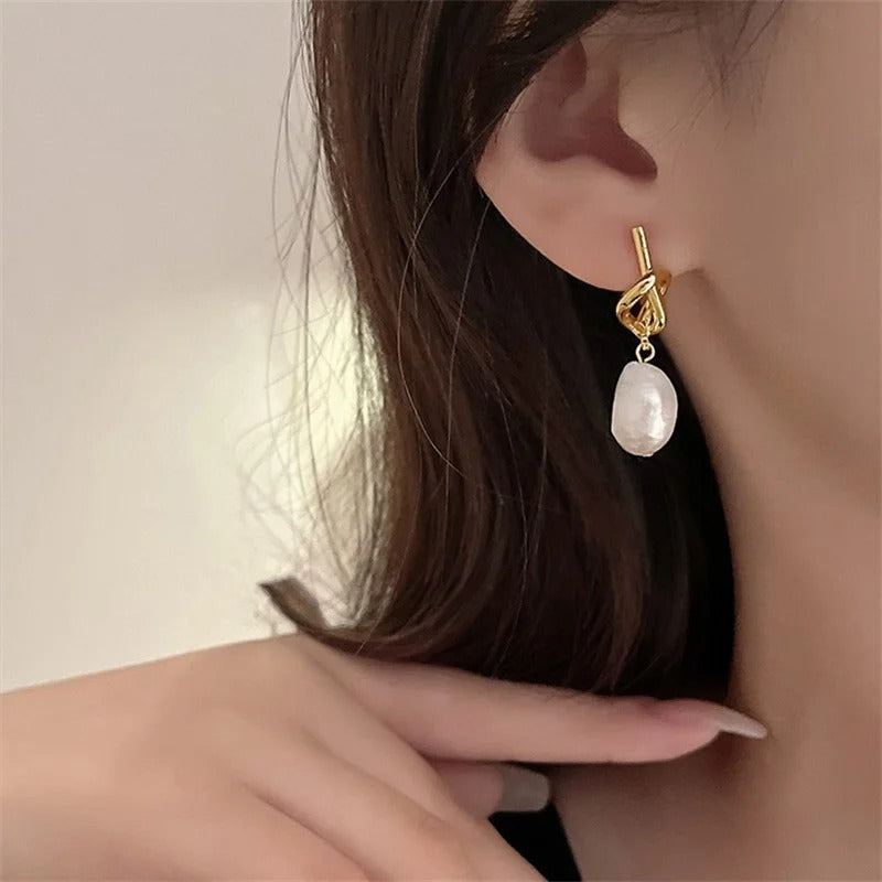 Elegant Spliced Flat Pearl Earrings