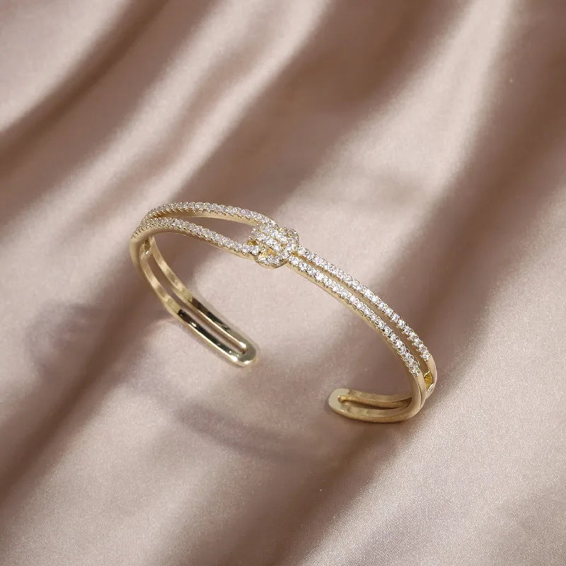 Full Zircon Knot Bracelet