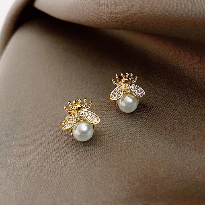 Pearl Bee Earrings – Luxurious Korean Fashion Insect Jewelry for Women