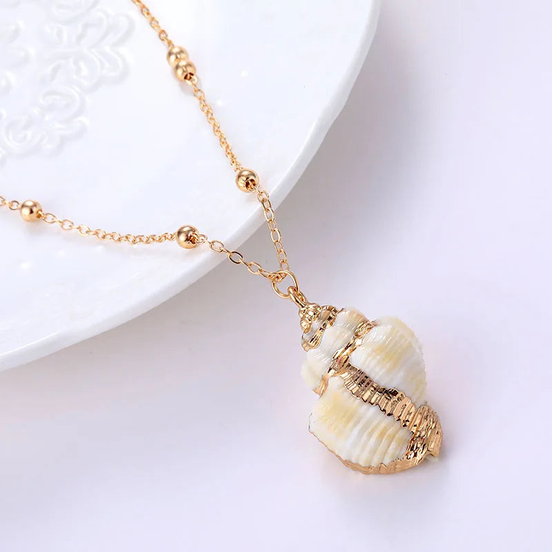 Boho Conch Shell Pendant Necklace