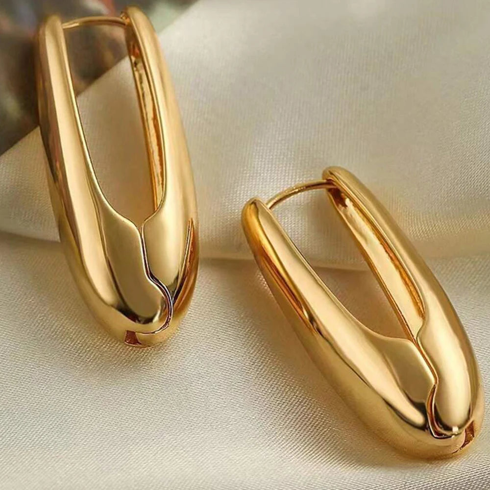 Gold-Plated Twisted Heart Hoop Earrings