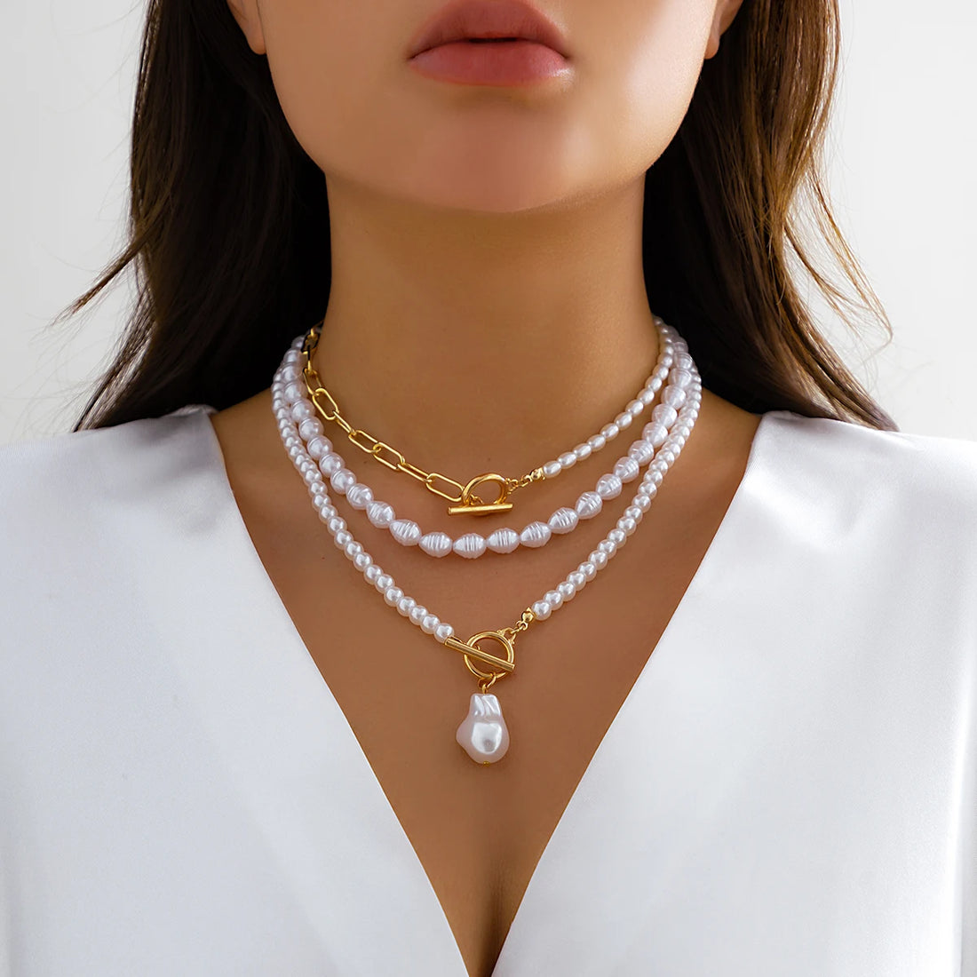 Multilayer Imitation Pearl Necklace