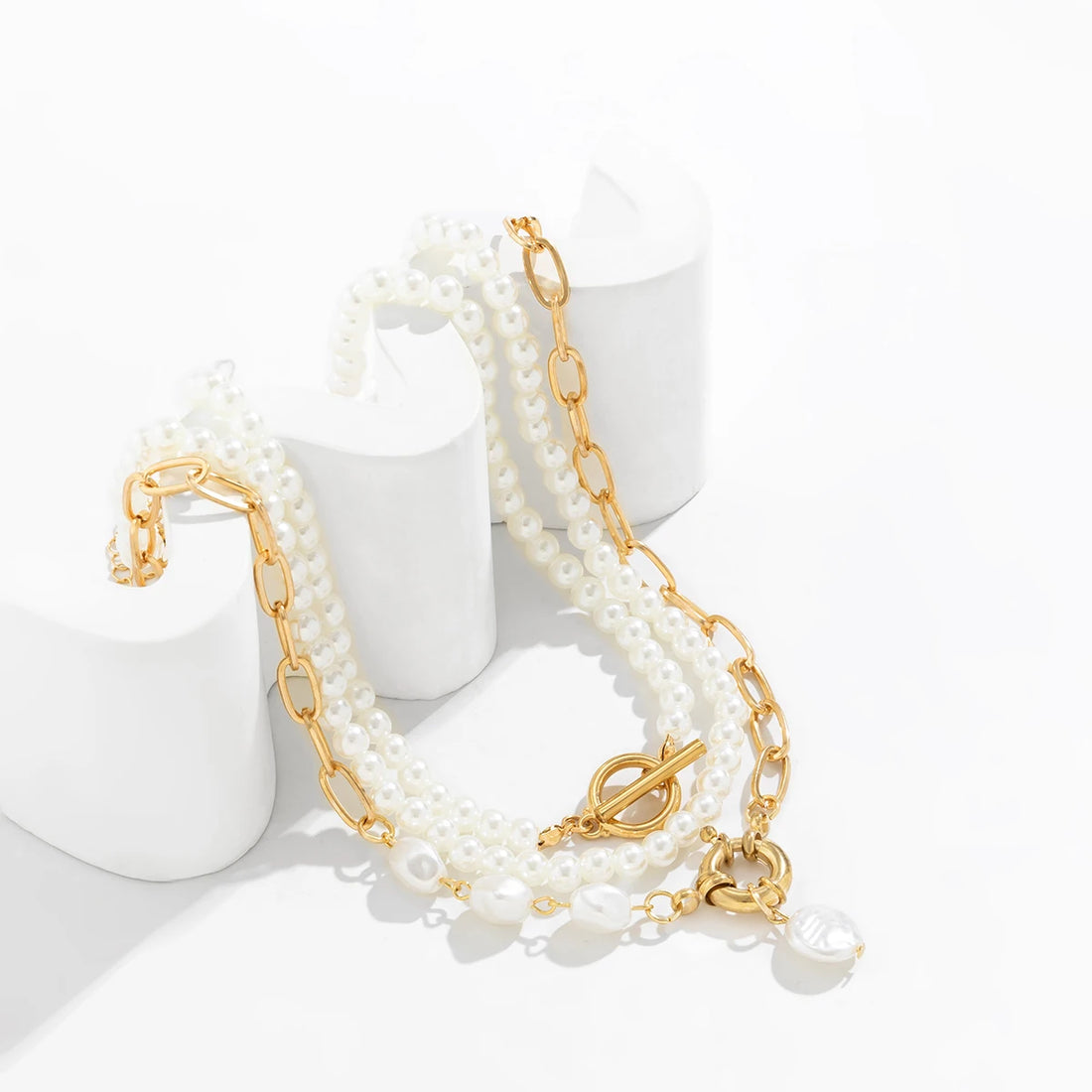 Multilayer Imitation Pearl Necklace