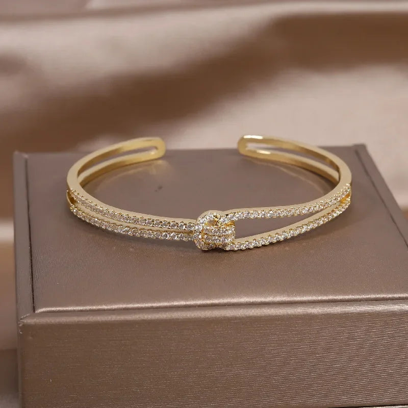 Full Zircon Knot Bracelet