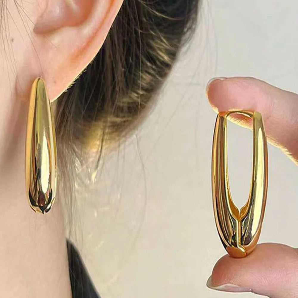 Gold-Plated Twisted Heart Hoop Earrings