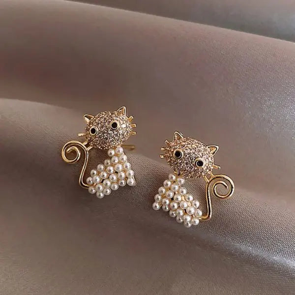 Exquisite Flower Zircon Stud Earrings – Geometric Rhinestone Jewelry for Women & Girls