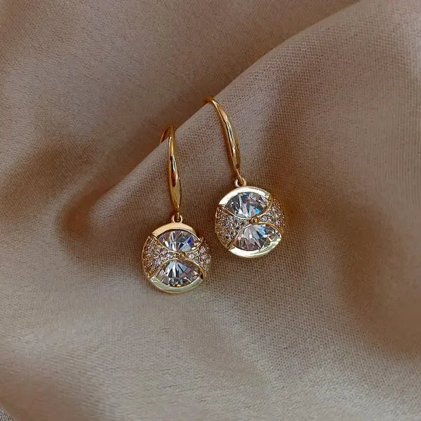 Exquisite Flower Zircon Stud Earrings – Geometric Rhinestone Jewelry for Women & Girls