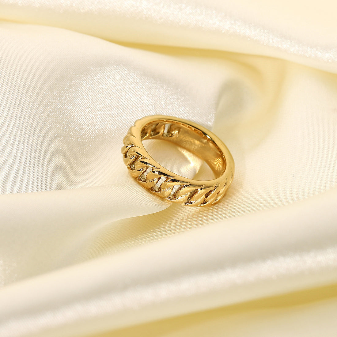 Gold-Plated Stainless Steel Chain Ring