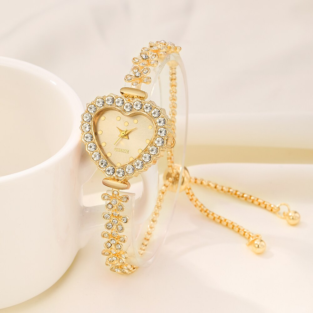 Casual Rhinestone Bracelet Ladies Heart Dial